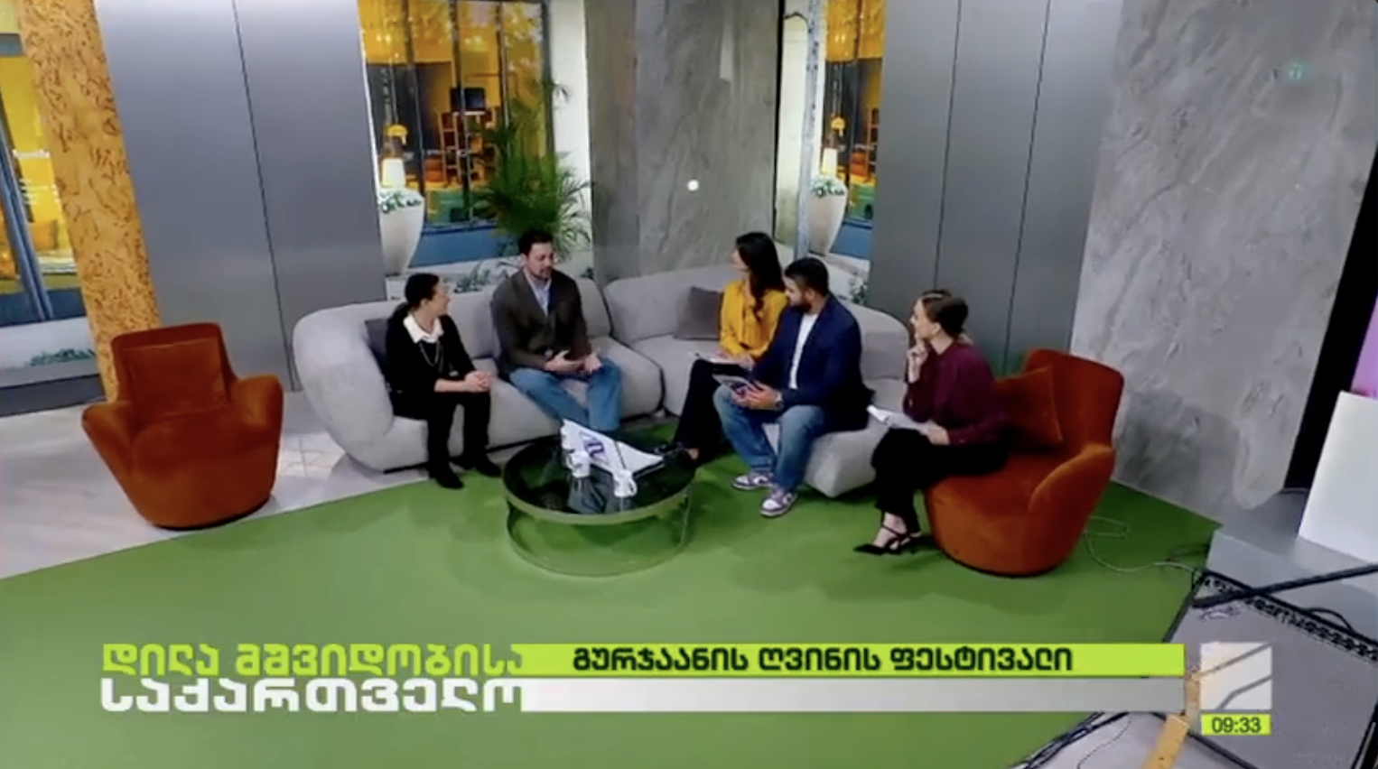 Wine Master Lisa Perrotti-Brown and the festival’s ambassador, Shota Natroshvili.